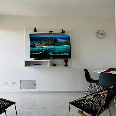 Moderno Cerca Al Mar *