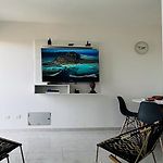 Moderno Apartamento Cerca Al Mar